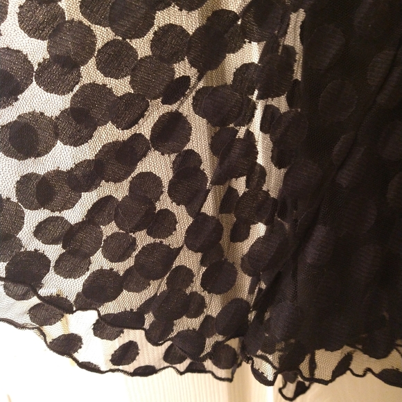Flowy black dotted short skirt XS - Picture 3 of 5